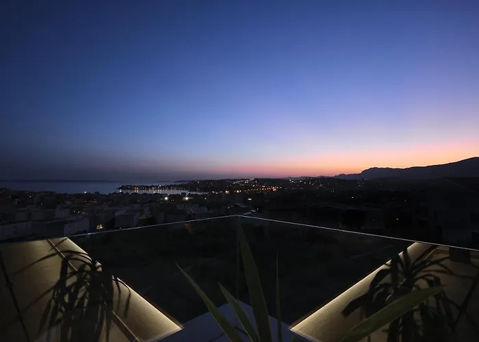 6 ヴィラ ポドストラナ